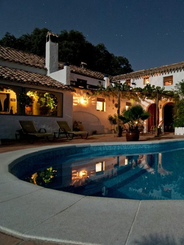 vita-vilcina-KtOid0FLjqU-unsplash